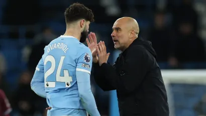 Joško Gvardiol i Pep Gvardiola (©Reuters)