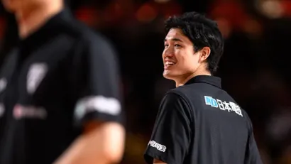 Juta Vatanabe je prva zvezda japanske lige (©AFP)