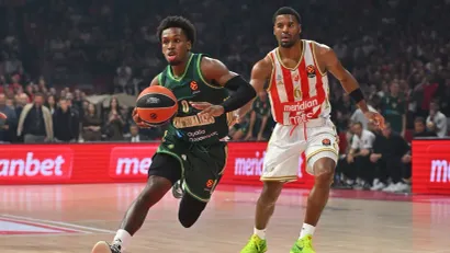 Šorts: Sa Nanom je lako igrati, Hifi je moj brat