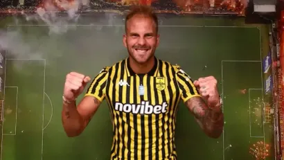 Uroš Račić (FC Aris)