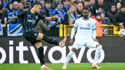 Aleksandar Stanković pogađa protiv Genka (Gulliver, ©David Catry)