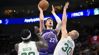 Kajl Filipovski, Nemijas Keta i Sem Hauzer (AFP)