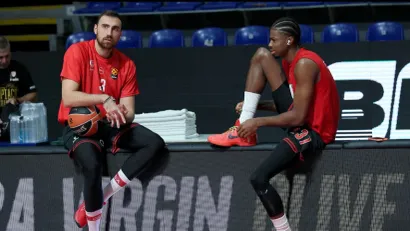 Nikola Milutinov i Tajrik Džons (Starsport)