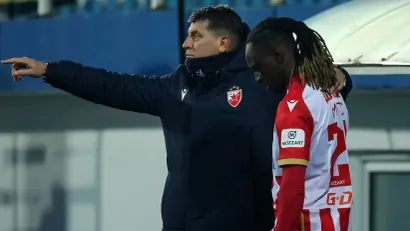 Bivši trener APOEL-a i sadašnji vezista Kiprana, Vladan Milojević i Dalsio Gomeš (©Starsport)