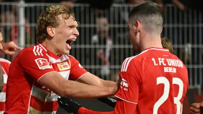 Andrej Ilić sa saigračima (©Reuters)