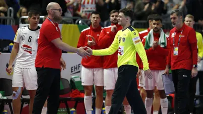 Nikola Marinović (desno) kada je bio u stručnom štabu Aleša Pajoviča (©Gulver image)