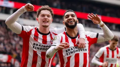 Najbržih 0:3 u istoriji Fajenorda! Lekcija PSV-a za titulu i anale