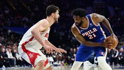 Džoel Embid i Alperen Šengun (AFP)