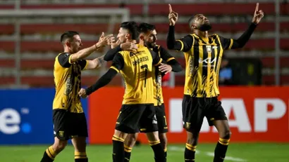 Igrači Strongesta (©AFP)