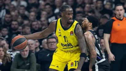 Najdžel Hejs Dejvis (© Starsport)