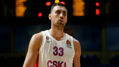 Nikola Milutinov (Foto: Starsport)