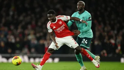 Zašto Arsenal igra prvenstvo u isto vreme dok je na programu Liga šampiona?