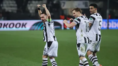 Andrija Živković (levo) sa saigračima (©Reuters)