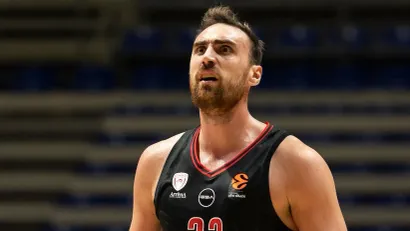 Nikola Milutinov (Starsport)