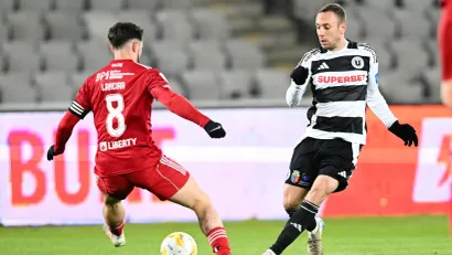 Jug Stanojev (desno) u dresu Univerzitatee (©Guliver/Anca Tepei)