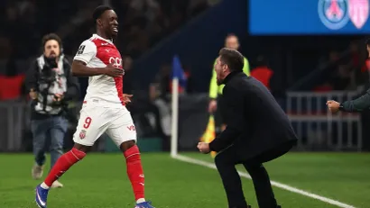 Folarin Balogun i Sebastijen Pokonjoli (©AFP)