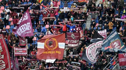 Navijači Salernitane (©Reuters)