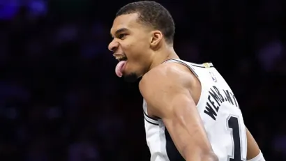 Nikada neće dosaditi: Vembi opet pokazao da nije sa ove planete