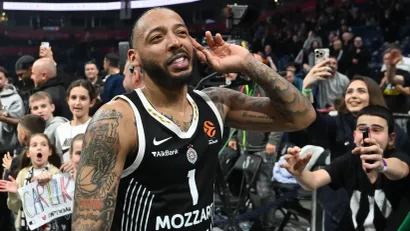 Karlik Džons (©MN Press)