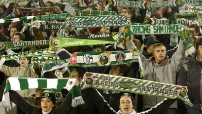 Navijači Rasinga iz Santandera (©Reuters)