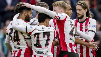 Slavlje PSV-a (©AFP)