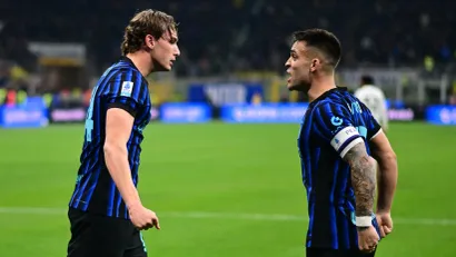 Pio Espozito i Lautaro Martinez (©Reuters)