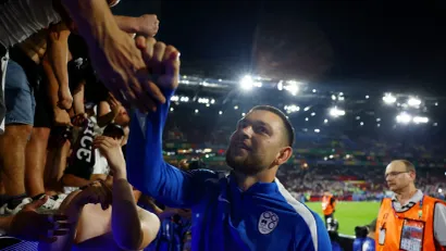 Pogled Zvezdaša ka Engleskoj izaziva kajanje: Na Marakani ispušten dvaput, sad prvi strelac Čempionšipa