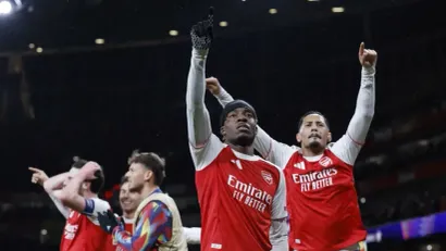 Slavlje fudbalera Arsenala (©Reuters)