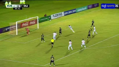 Kad si maler, onda si maler: Skrivio penal, pa zakucao loptu u svoju mrežu (VIDEO)