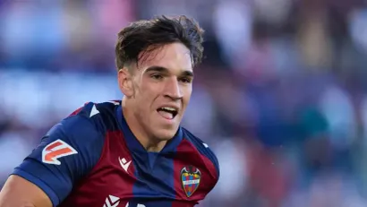 Karlos Espi (©Guliver images/ Jose Torres)