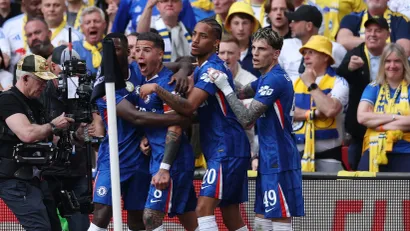 Pre pet dana mu zviždali, sad mu kliču! Kapiten Enco okajao grehe i doneo Čelsiju šansu za trofej