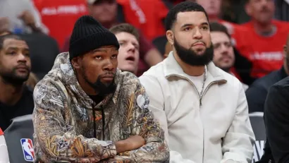 Kevin Durant i Fred Vanvlit (AFP)