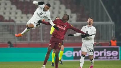 Joan Gadu (Gulliver, AP Photo/Matthias Schrader)
