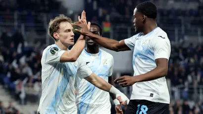 Fudbaleri Rijeke proslavljaju gol (©Reuters)