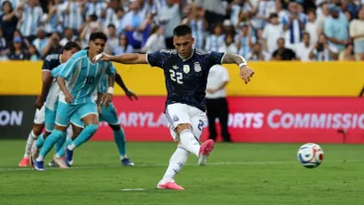 Lisandro Martinez (Foto: AFP)