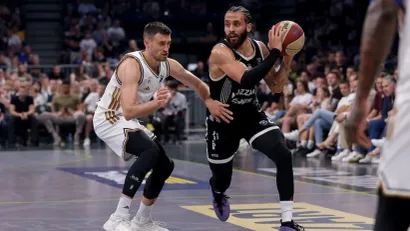 Aleksa Avramović i Dvejn Vašington (© Starsport)