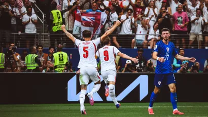 Slavlje Engleza (©Nikola Mikić, Mozzart Sport)