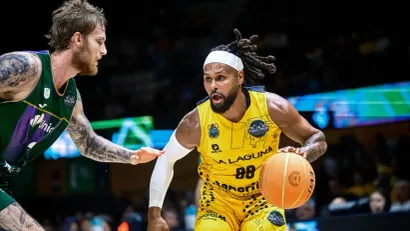 Peti Mils (© FIBA)