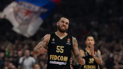 Majk Džejms (Starsport)