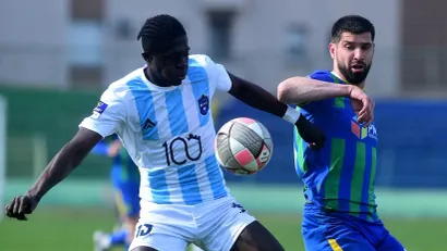 Prins Bendžamin Obasi u dresu Smedereva (©Starsport)