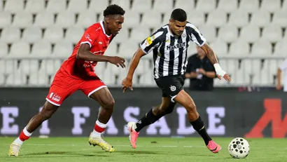 Lamin Ture (UNA Štrasen) i Že (Partizan)