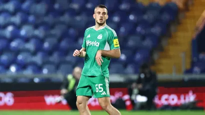 Miodrag Pivaš u dresu Njukasla (©Guliver/John Mallett)
