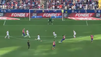 Pozicija sa koje je Matija Popović šutirao za 1:0 (©YouTube)
