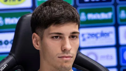 ©Starsport