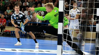 Tim Frajhefer je teško izlazio na kraj sa Emilom Nilsenom (©Guliver/xNordphotox xEnglerx)