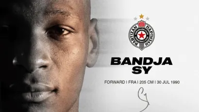 (©kkpartizan)