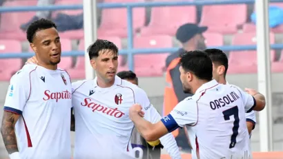 Džej Enem proslavlja prvenac sa saigračima (Pasquale Golia/Guliver)