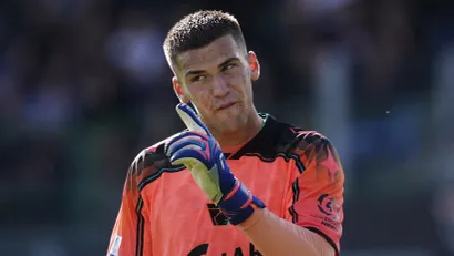Filip Stanković posle odbrane protiv Napolija (©Reuters)