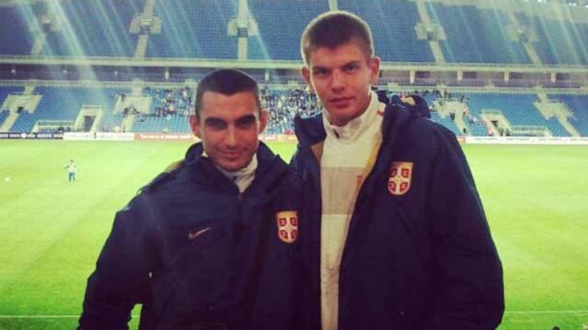 "Zoran Švonja (desno)"