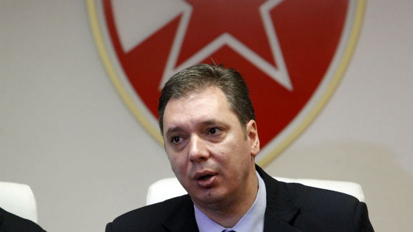 "Aleksandar Vučić sad protiv Zvezde?"